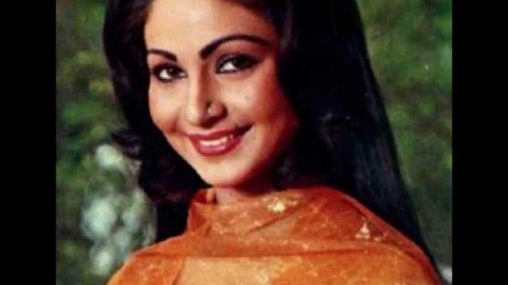 Hum Tum Aur Yeh Nasha Lyrics Lyrics
