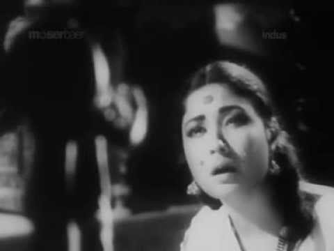 Meri Laj Rakho Girdhari Lyrics Lyrics
