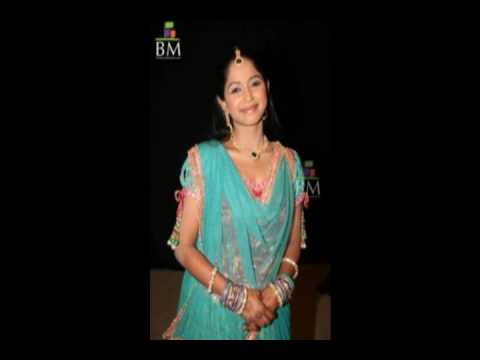 Rang Badalti Odhani (Title) Lyrics Lyrics