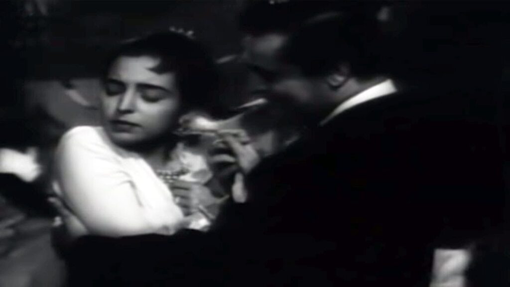 Aaj Yeh Meri Zindagi Lyrics Lyrics