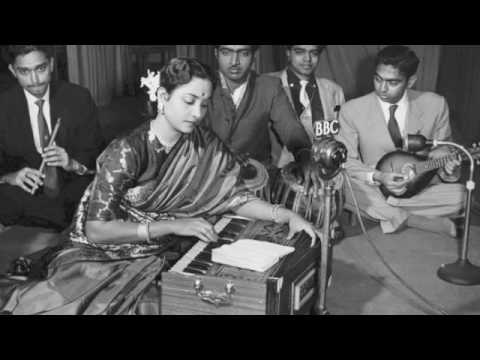 Main Jhoom Jhoom Kar Gaati Hoon Lyrics Lyrics