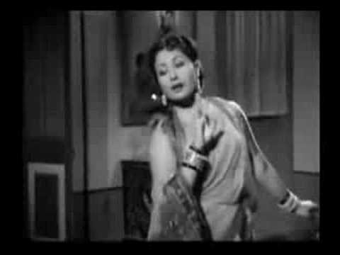 Chali Gori Pee Se Milan Ko Lyrics Lyrics