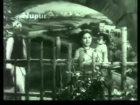 Aao Hamare Hotel Mein Lyrics Lyrics
