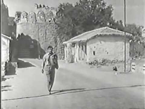 Duniya Mein Jina Hi Padega Lyrics Lyrics