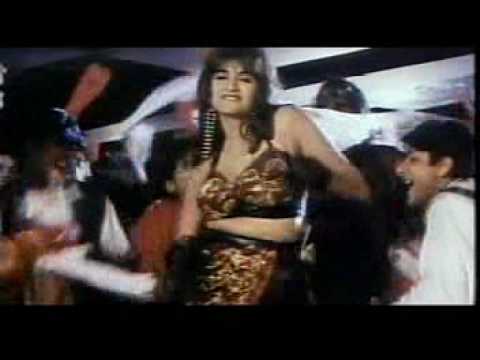 Karlo Pyar Lyrics Lyrics