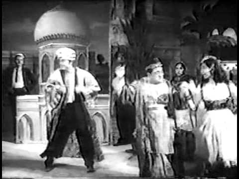 Main Hoon Omar Khayyam Lyrics Lyrics