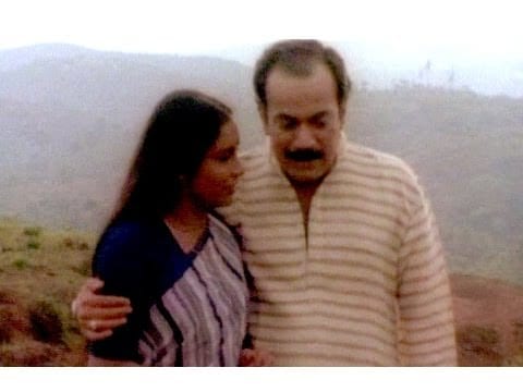 Parbat Se Chan Chan Ke Lyrics Lyrics