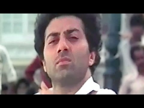 Pakad Pakad Lyrics Lyrics
