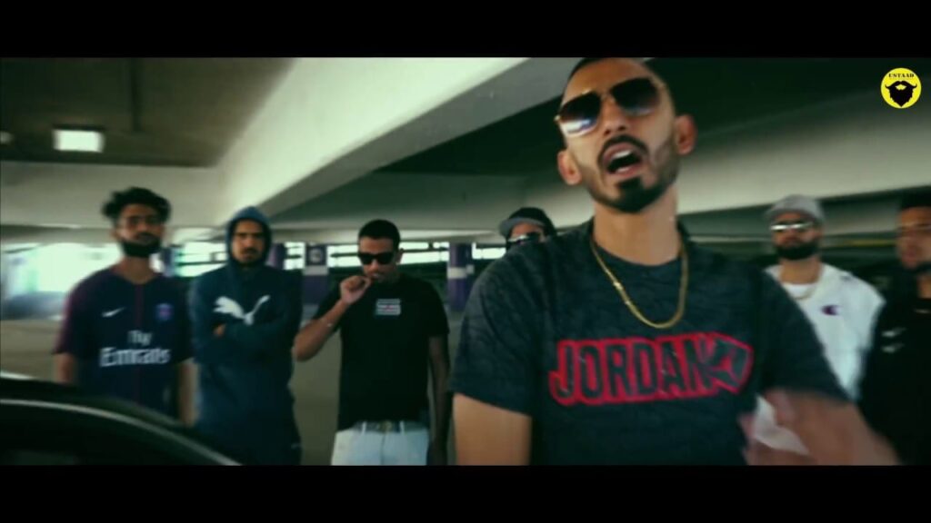 Thugs Lyrics Lyrics