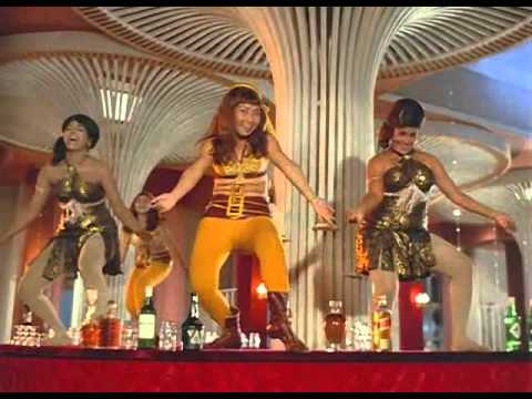 Duniya Mein Logon Ko Lyrics Lyrics