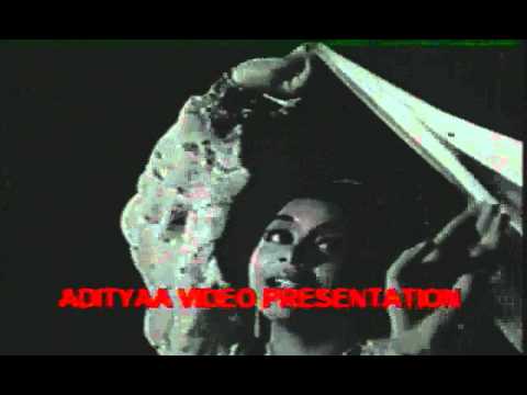Mai Is Masum Chehre Ko Lyrics Lyrics