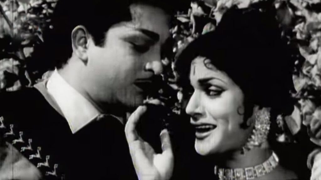 Aaye The Huzoor Bade Tan Ke Lyrics Lyrics