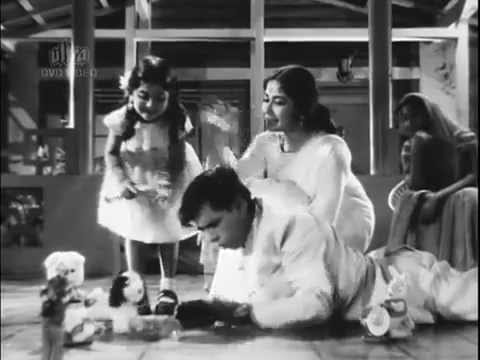 Juhi Ki Kali Meri Laadali Lyrics Lyrics