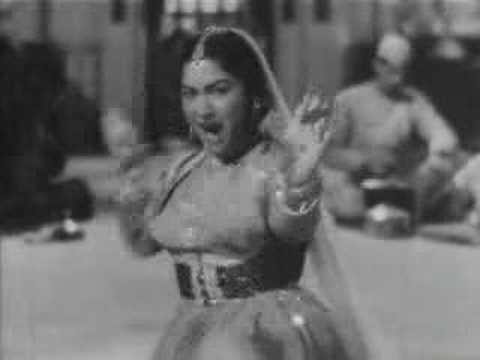 Saaqiya Aaj Mujhe Nind Nahin Aayegi Lyrics Lyrics