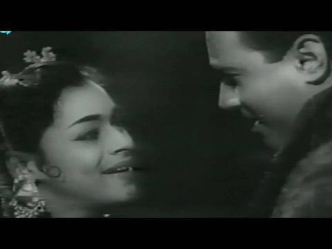 Aa Gaya Maza Lyrics Lyrics