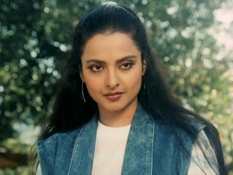 Chanda Dekhe Chanda Lyrics Lyrics