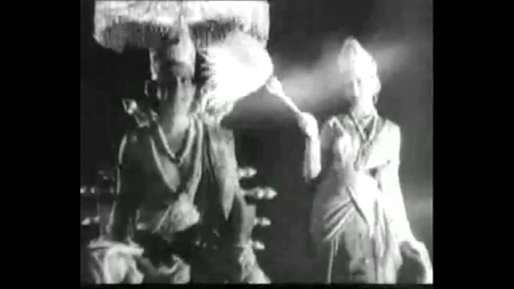 Piyu Piyu Re Karat Hai Papeeha Lyrics Lyrics