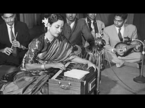 Aa Gayi Re Raat Rang Bhari Lyrics Lyrics
